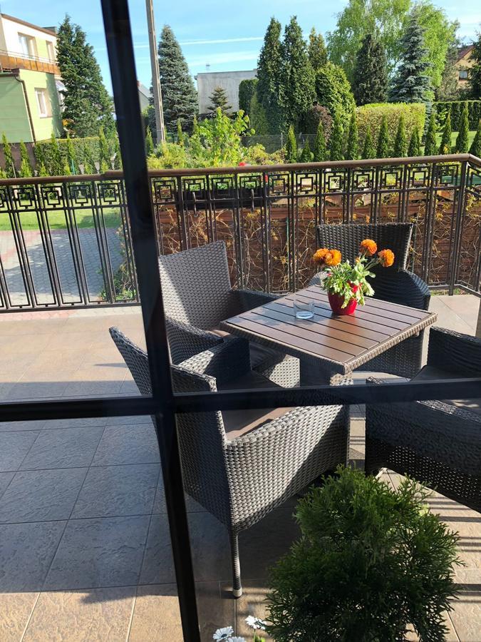 Bialy Kruk Hotel Starogard Gdanski Exterior photo